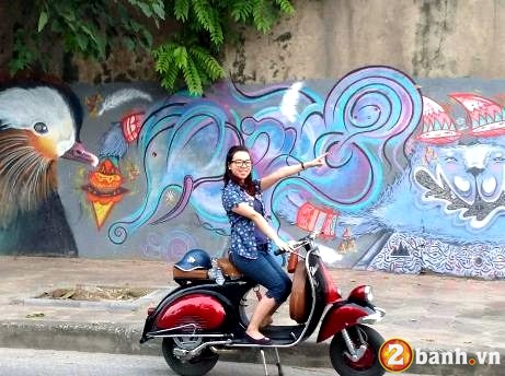 Vespa do net quyen ru cung Hot girl - 4