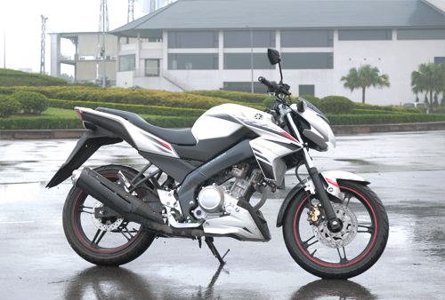 Yamaha FZ150i Mau nakedbike 150 the thao re tai Viet Nam