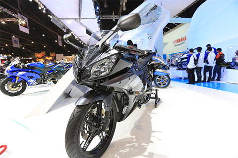 Can canh Yamaha YZFR15 2014 tai Bangkok Motor Show 2014 - 4