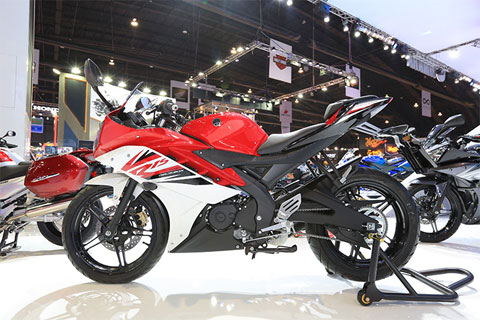Can canh Yamaha YZFR15 2014 tai Bangkok Motor Show 2014 - 7