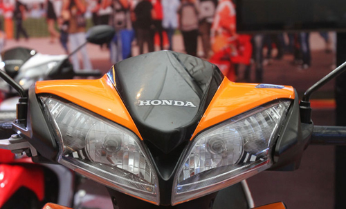 Honda Blade 125 FI 2014 chinh thuc ra mat - 7