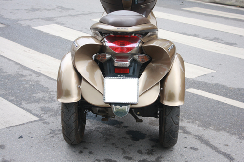 Honda PCX sidecar dau tien tai Ha Noi - 3