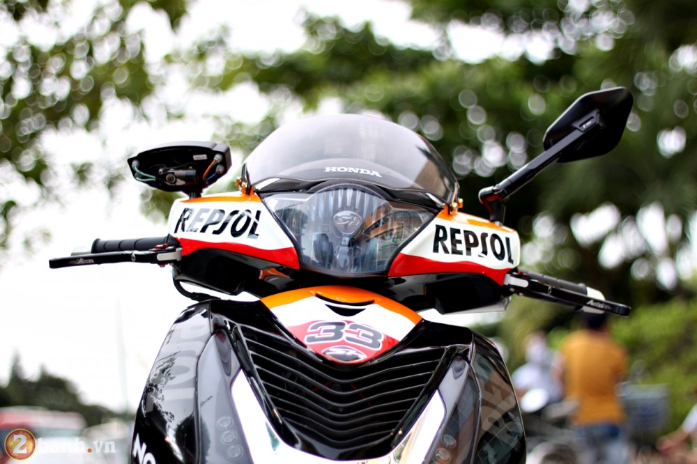 Honda SH phien ban Repsol MotoGP - 3