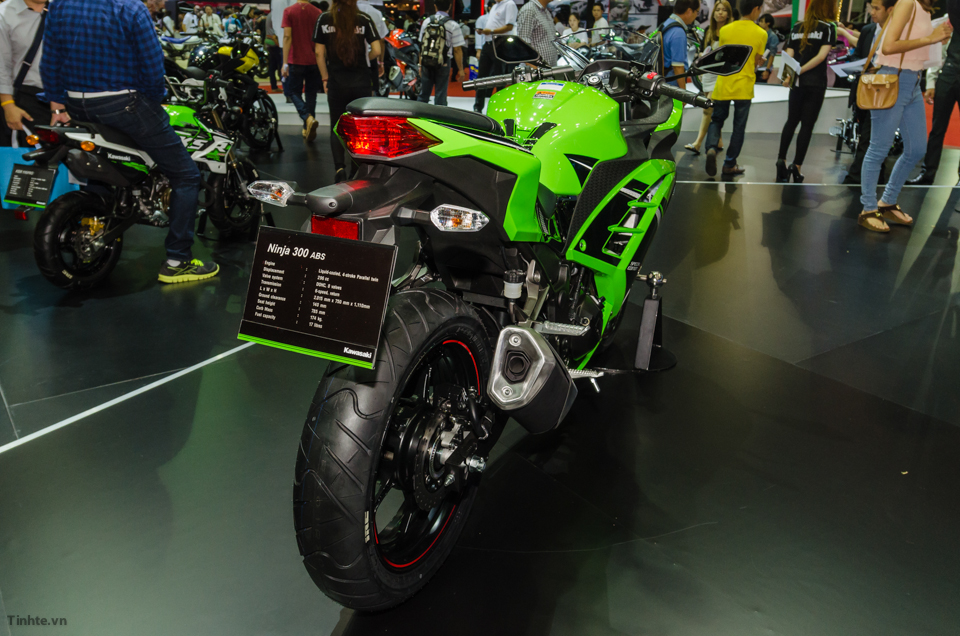 Kawasaki Ninja 300 ABS Dan dau phan khuc mo to 300cc - 3