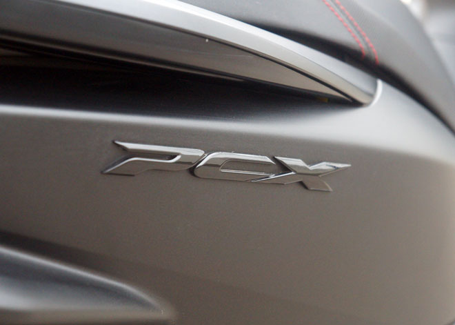 Review mau xe Honda Pcx 2014 - 12