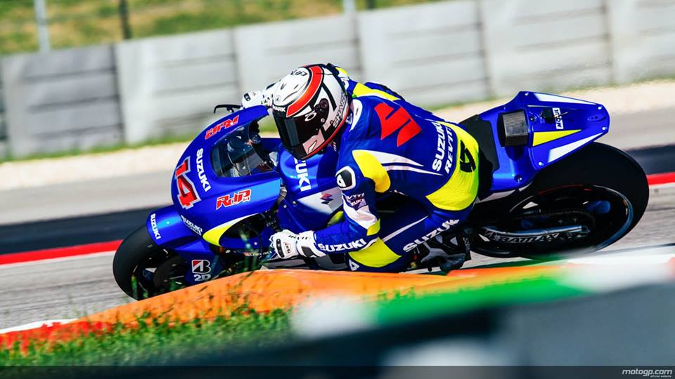 Suzuki se tro lai Moto GP trong mau ao xanh tuyet dep - 4