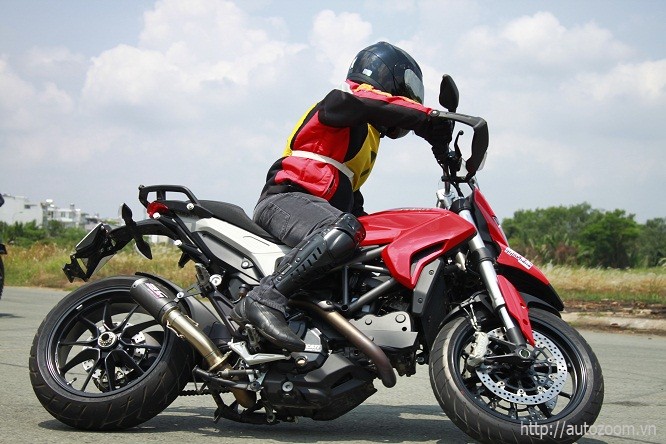 TopRide Moto Gymkhana VN 2014 Anh tai hoi ngo tai Sai Gon - 9