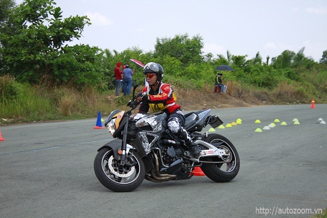 TopRide Moto Gymkhana VN 2014 Anh tai hoi ngo tai Sai Gon - 10