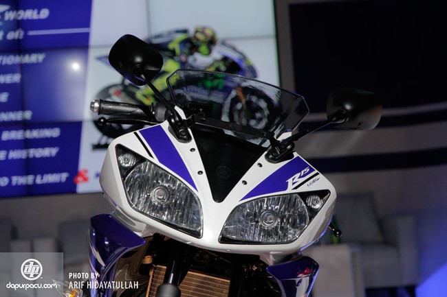 Yamaha R15 20 2014 cuc ki hut khach tai Indonesia - 9
