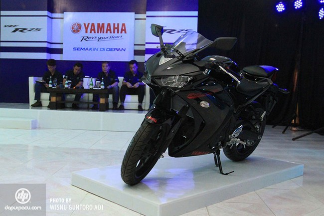 Can canh Yamaha R25 sieu moto cua dong phan khoi vua - 3