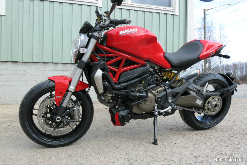 Khac biet giua Ducati Monster 1200 va 1200 S - 6