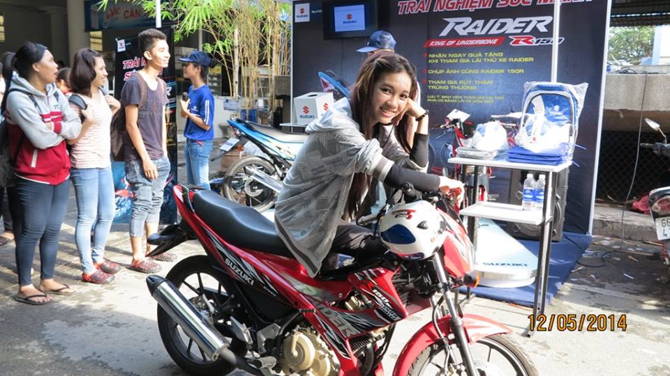 Sinh vien DH Hong Bang chay thu Suzuki Raider 150 - 5