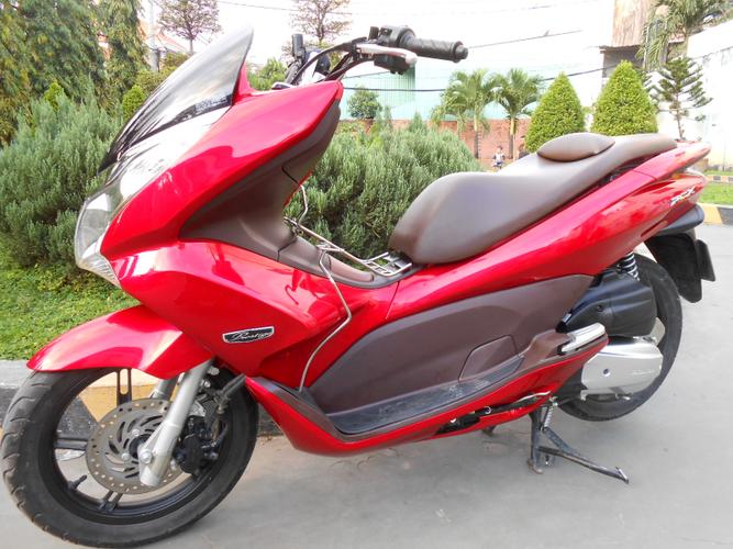 HONDA PCX125 20102013 Review  Speed Specs  Prices  MCN