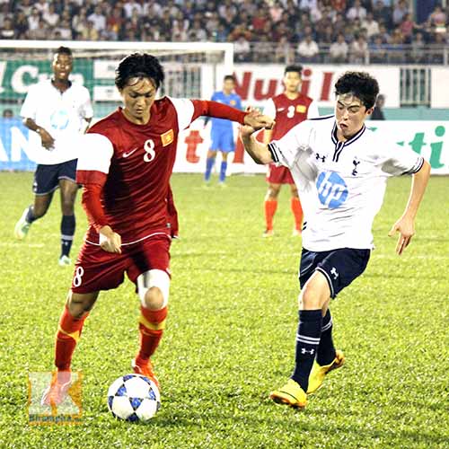 Tuan Anh thay the Xuan Truong lam tu linh moi cua U19 Viet Nam