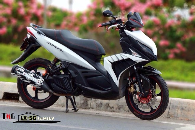 Yamaha Nouvo LX Super Sayan 4 Version | 2banh.vn