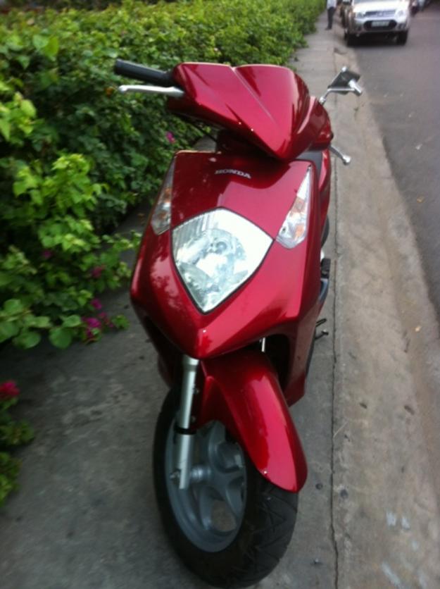 Ban xe Honda Dylan 150cc hang nhap khau Y - 3