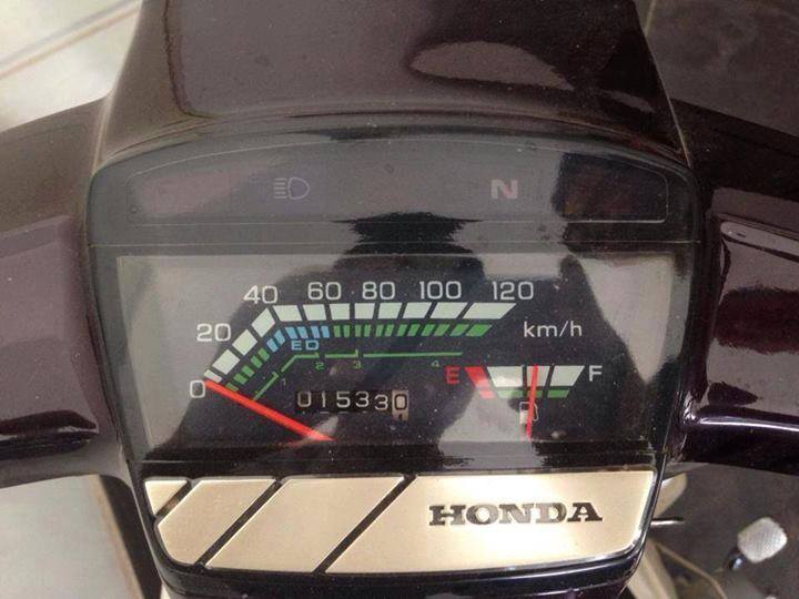 Mua Mặt kính đồng hồ cho xe dream Thái tại Phượng pô xe máy