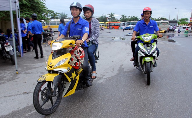Biker Exciter Hai Phong lam xe om mien phi - 6