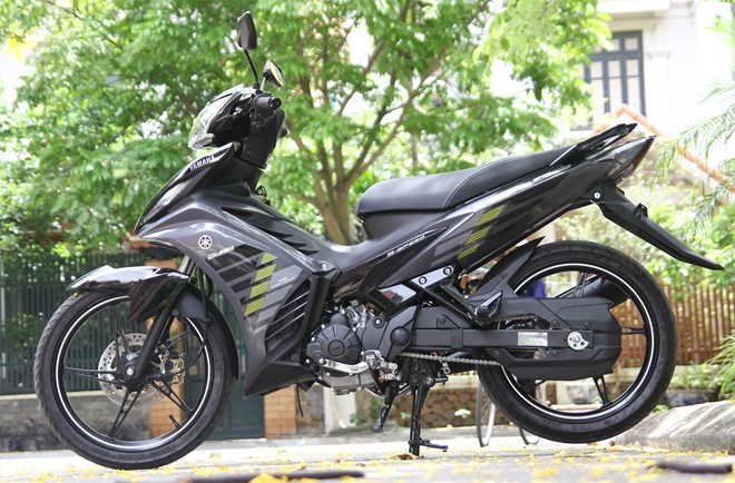 Can canh Yamaha Exciter RC 2014 phien ban mau xam - 2