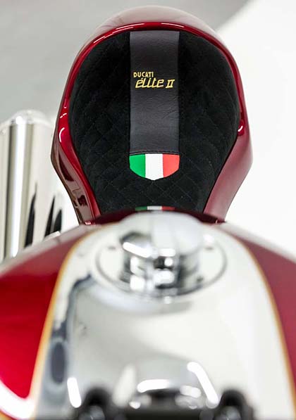 Ducati 1199 Panigale S phien ban Cafe Racer - 7