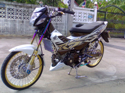 Honda Sonic drag Thai kieng nhe