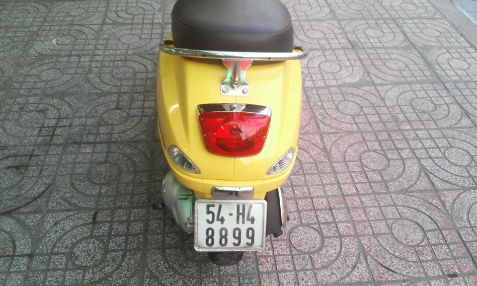 Vespa LX 125 mau Vang khoa tu dky 2010 moi long lanh 99 nhu xe thung - 6