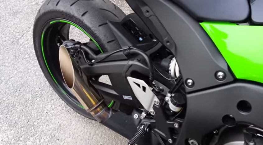 ZX10R pha lang pha xom voi po ong tre