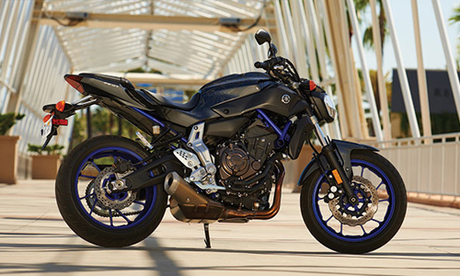Yamaha FZ07 2015 co gia 7000 USD