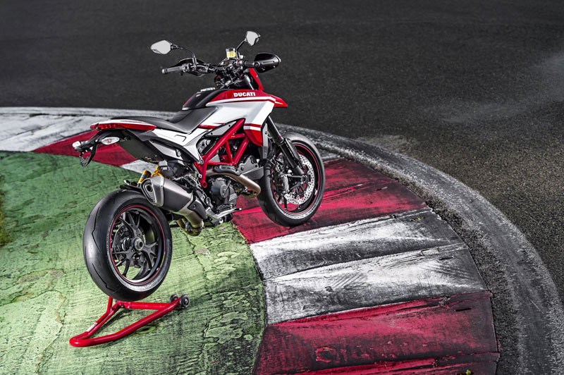 Ducati Hypermotard SP 2015 chiec xe khong danh cho nhung nguoi moi tap choi - 2