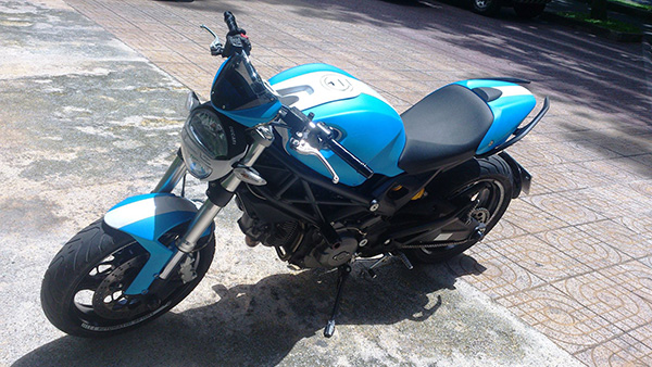 Ducati Monster mau xanh doc la duy nhat tai Sai Gon