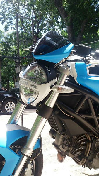Ducati Monster mau xanh doc la duy nhat tai Sai Gon - 2