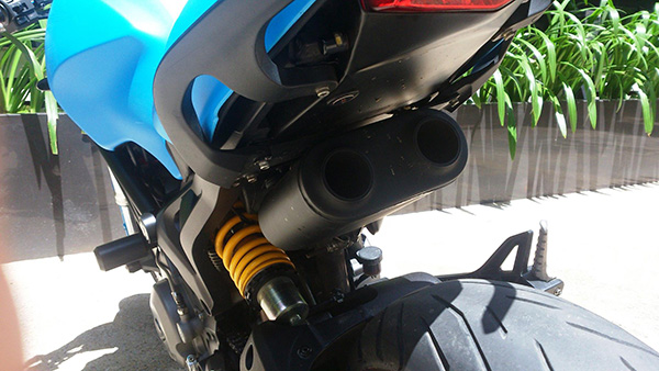 Ducati Monster mau xanh doc la duy nhat tai Sai Gon - 3