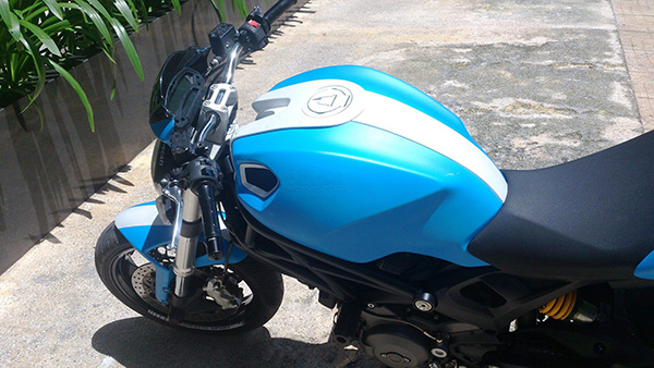 Ducati Monster mau xanh doc la duy nhat tai Sai Gon - 5