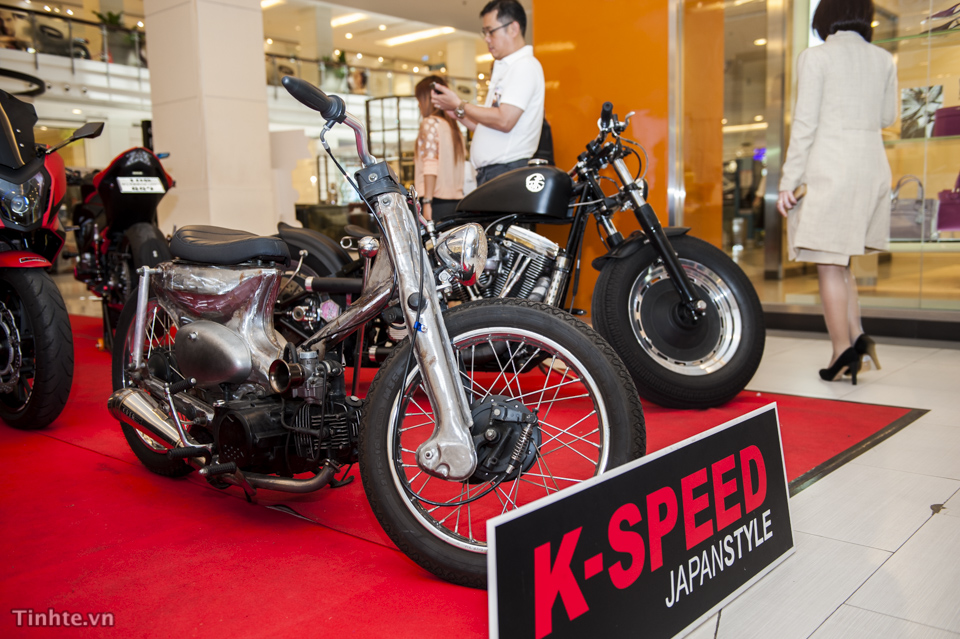 KSpeed Japanstyle trinh lang hang loat mau xe moto do doc dao