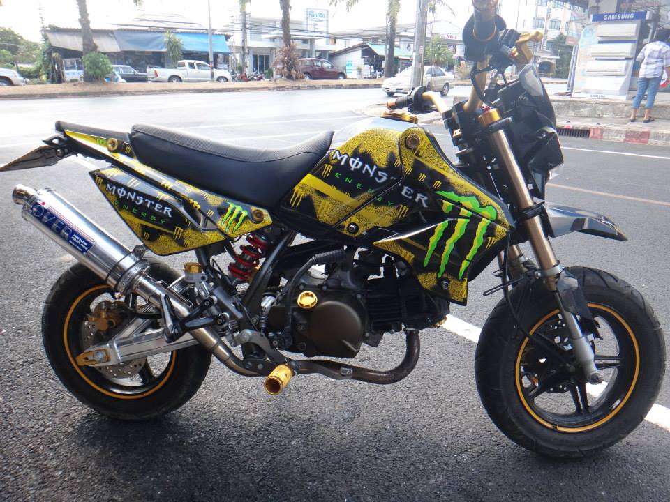 Kawasaki KSR phien ban Monster