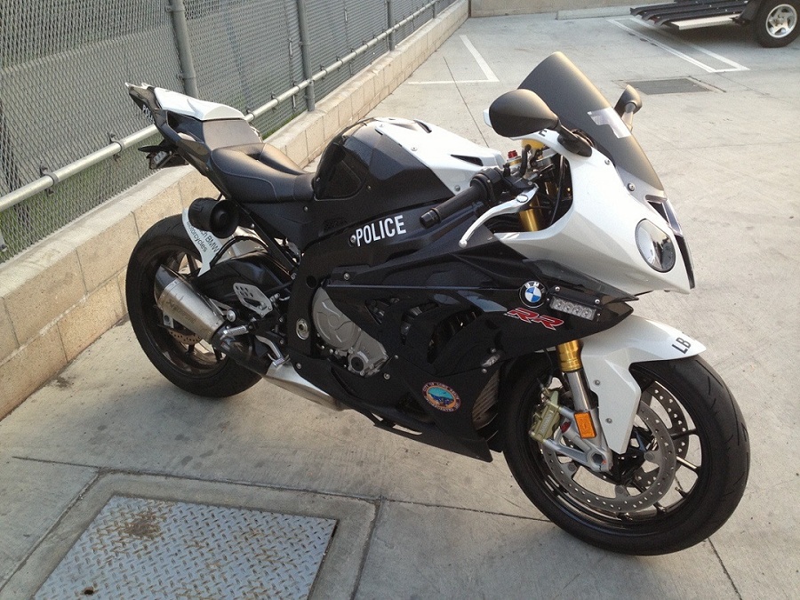 BMW S1000RR Policexe canh sat nhanh nhat the gioi