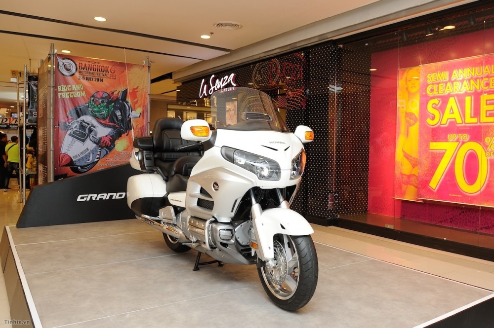 Tham quan trien lam Bangkok Motorbike Festival 2014 - 12