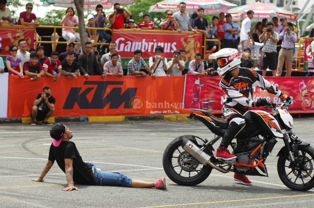 Xem man trinh dien thot tim tai Vietnam Motorbike Festival 2014 - 13