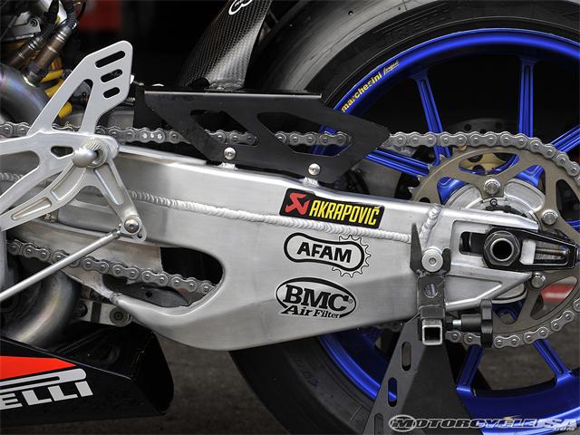 Chum anh Aprilia Racing RSV4R World Superbike - 6