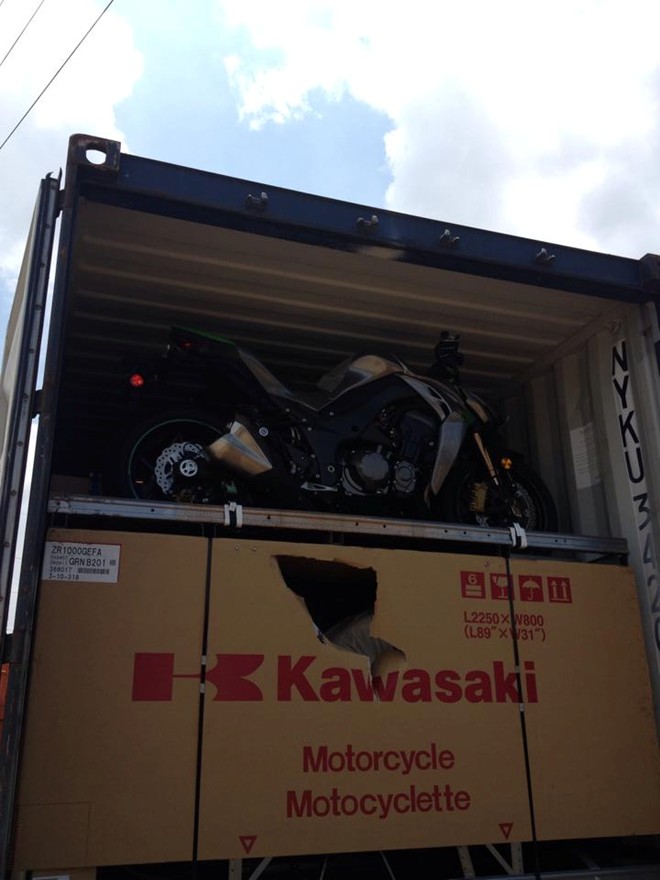 14 chiec Kawasaki Z1000 2014 o at ve VN