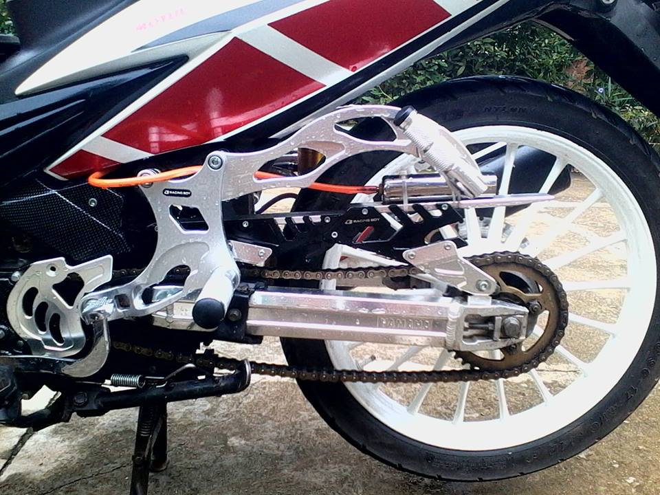 Exciter do phong cach racing co dien - 6
