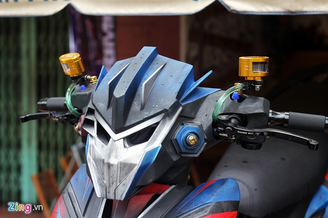 Exciter do sieu khung thanh Optimus Prime trong phim Transformers - 7
