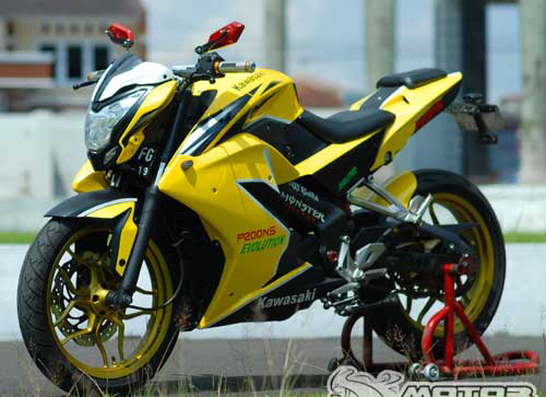 Pulsar 200NS do phong cach streetfighter co nho - 2