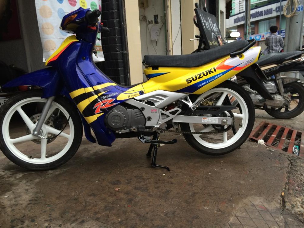 Satria 2000 E114 leng keng sach se - 5