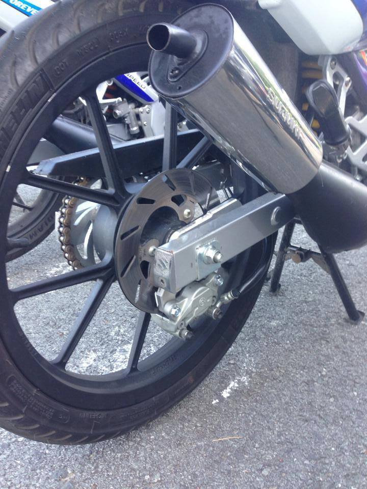 Suzuki Sport 99 dao pho cafe ngam gai - 4