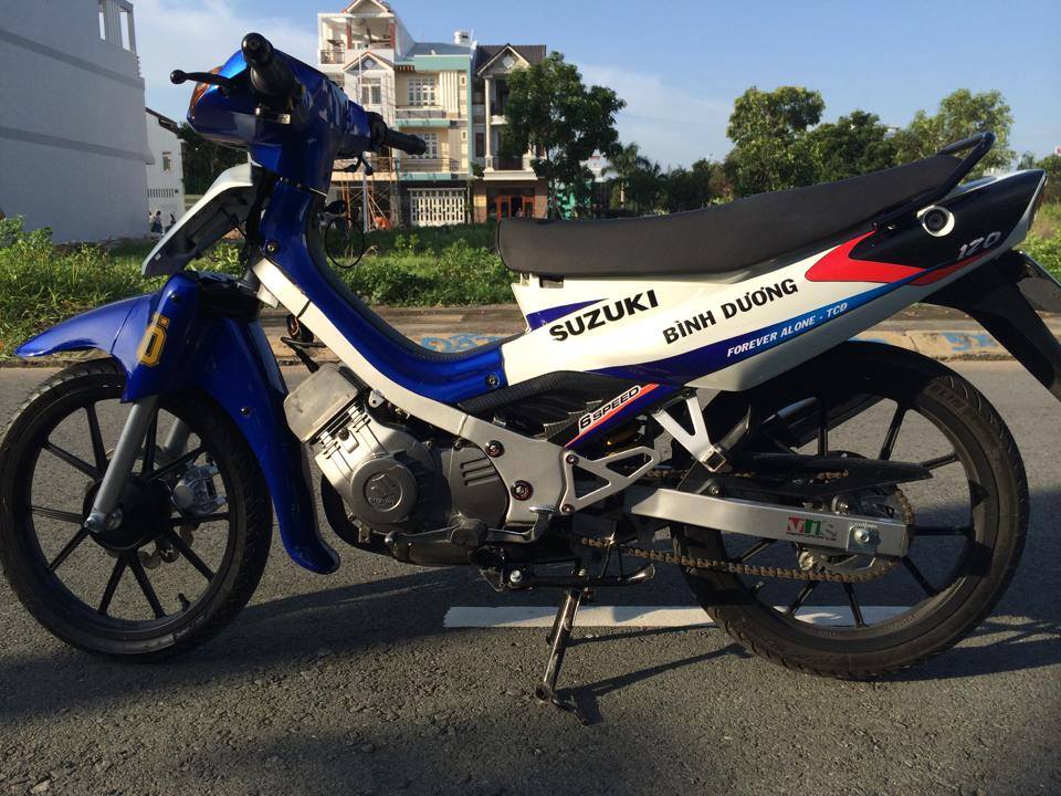 Suzuki Sport 99 dao pho cafe ngam gai - 6
