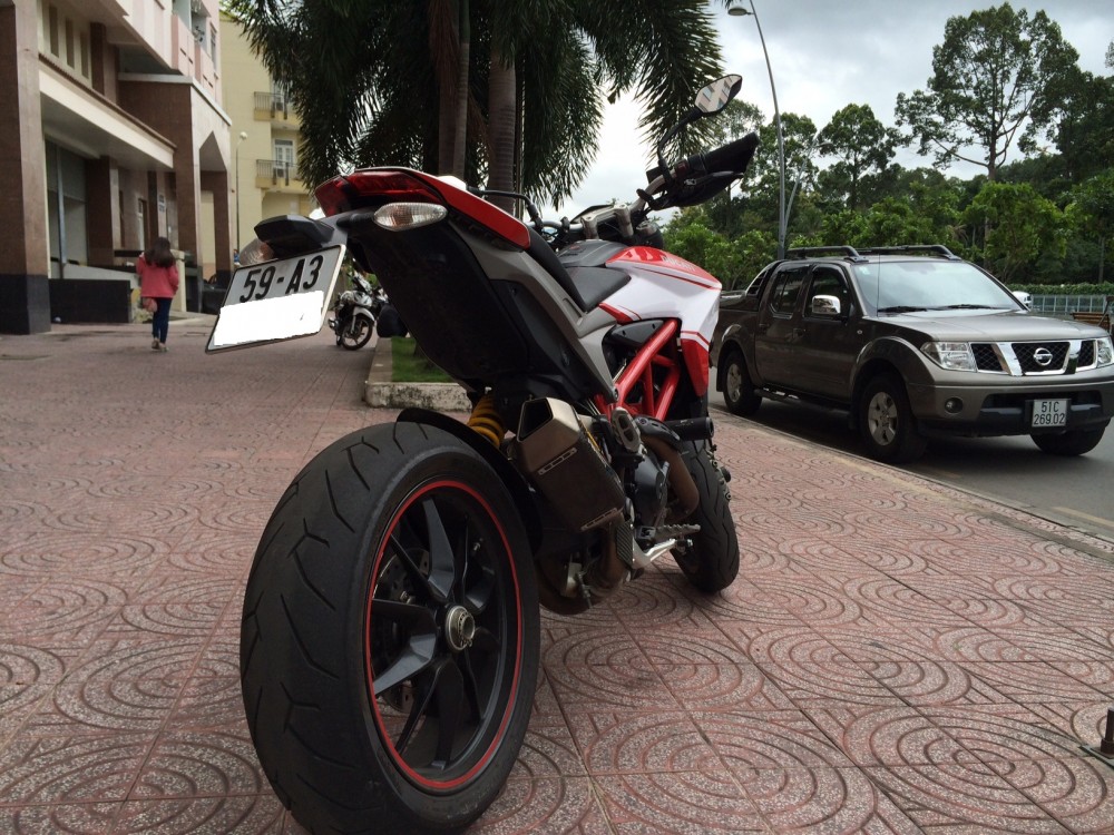 Ducati cho biker nho con - 7