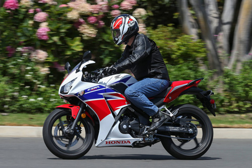 Honda CBR300R chiec moto the thao tam trung - 3