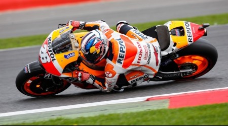 MotoGP chang 12 Hertz British Grand Prix Tiec cho Jorge Lorenzo - 9