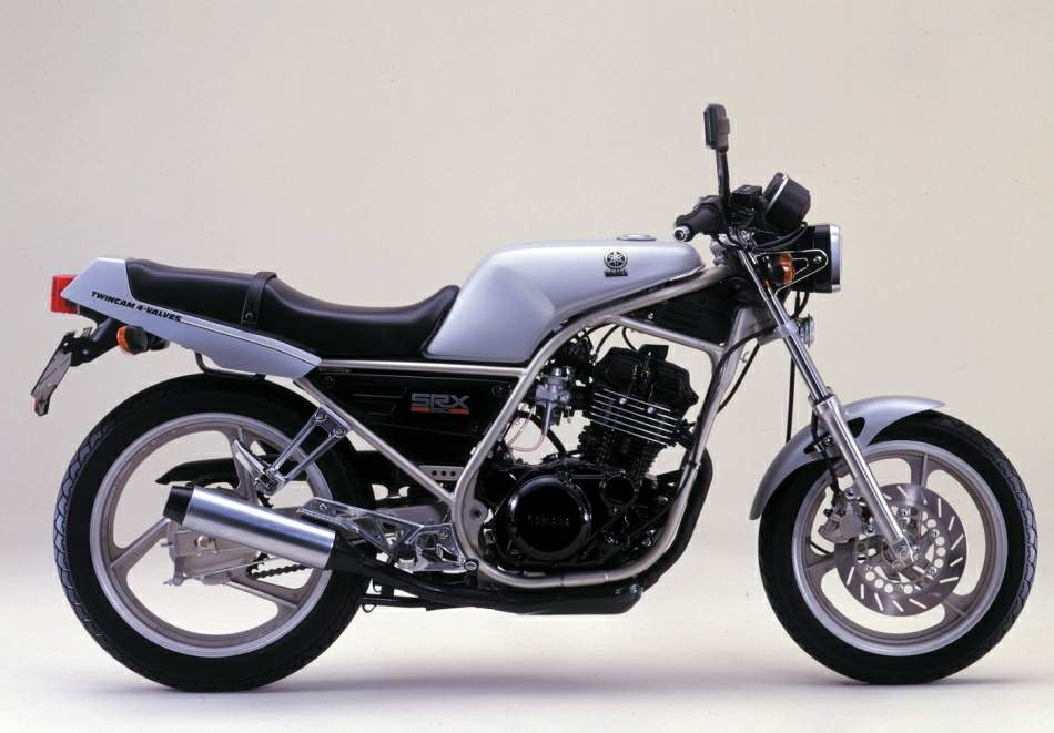 Yamaha SRX250 phong cach Cafe Racer